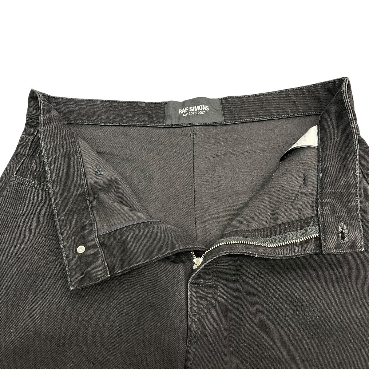 RAF SIMONS(ラフシモンズ) 20AWRELAXED DENIM PANTS WITH UNEVEN KNEE