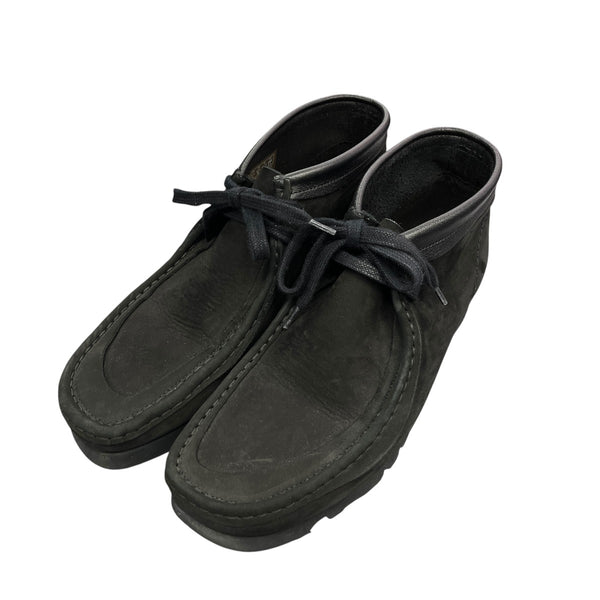 CLARKS×INVINCIBLE Wallabee Reimaginedワラビーブーツ261822987075