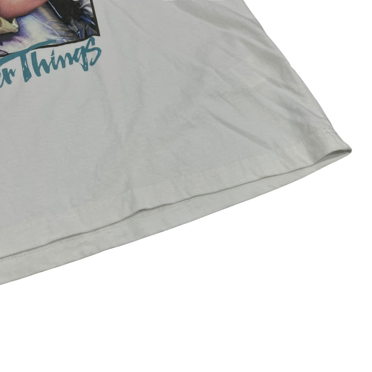 Stranger Things x V．A． BITCHIN’’! Teeプリント半袖Tシャツ