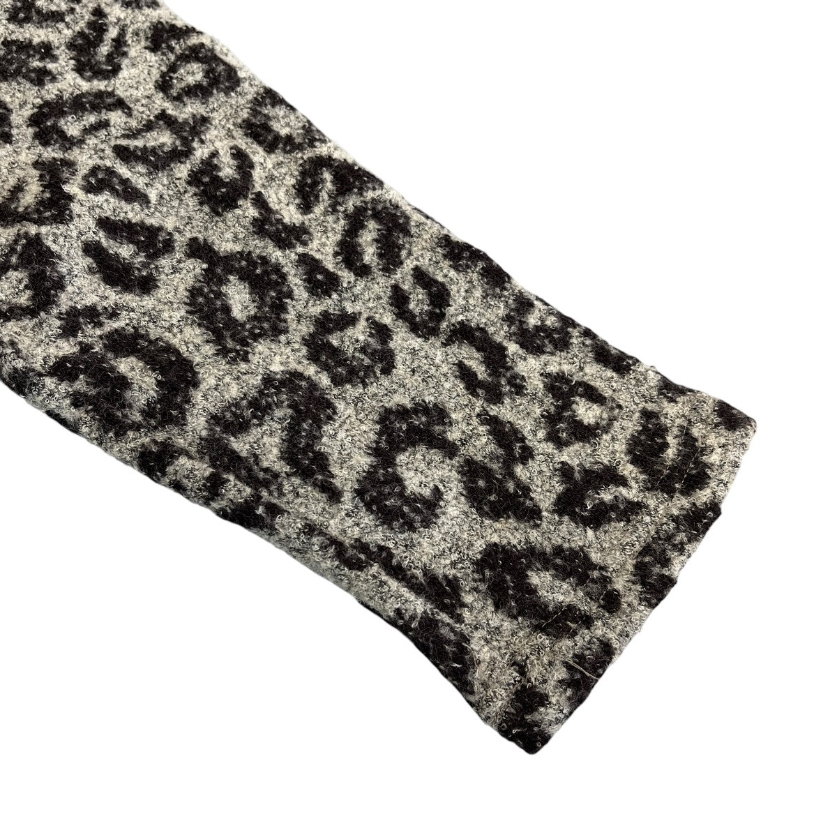 20AWV Neck Cardigan - Leopard Knit Jq．カーディガンHM253