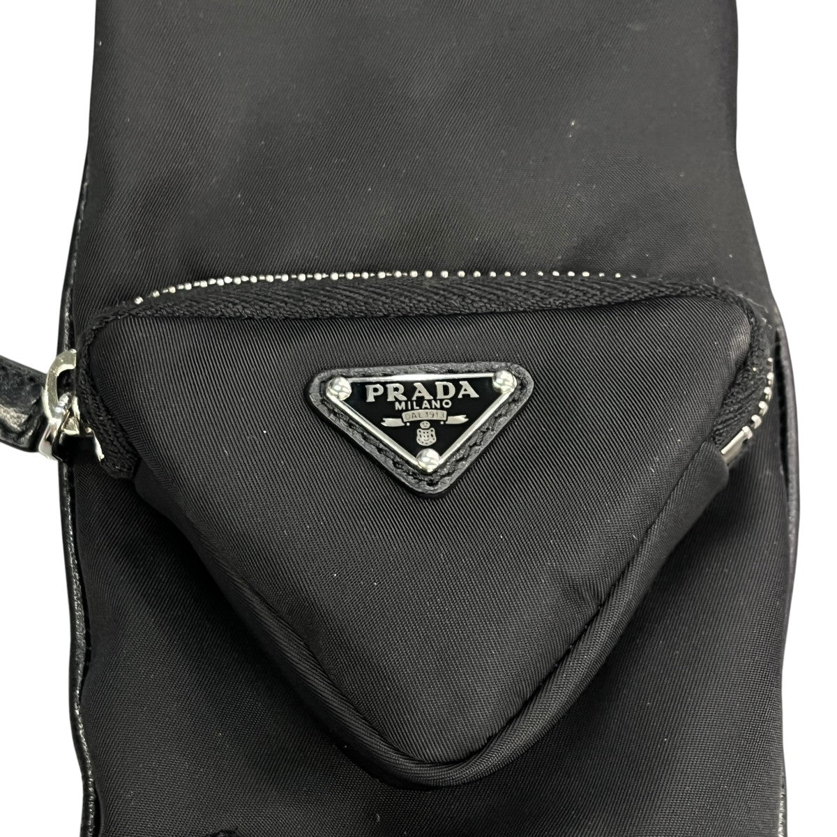 PRADA(プラダ) Re-Nylon and Napa Leather Glovesグローブ2GG137 2DW1