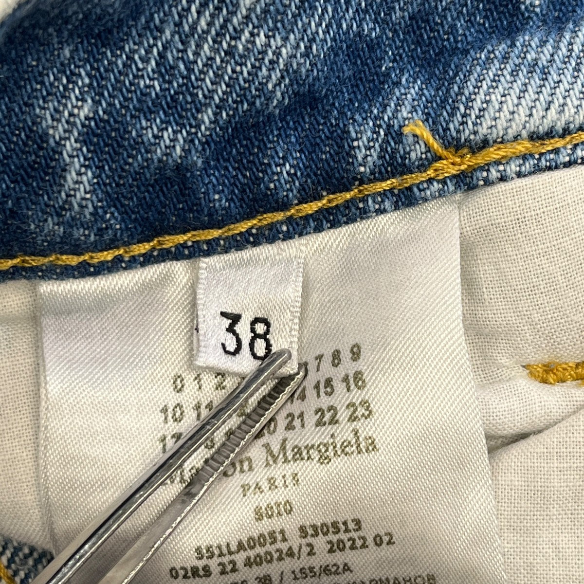 22AWデニムジーンズ スラッシュディテールデニムパンツS51LA0051