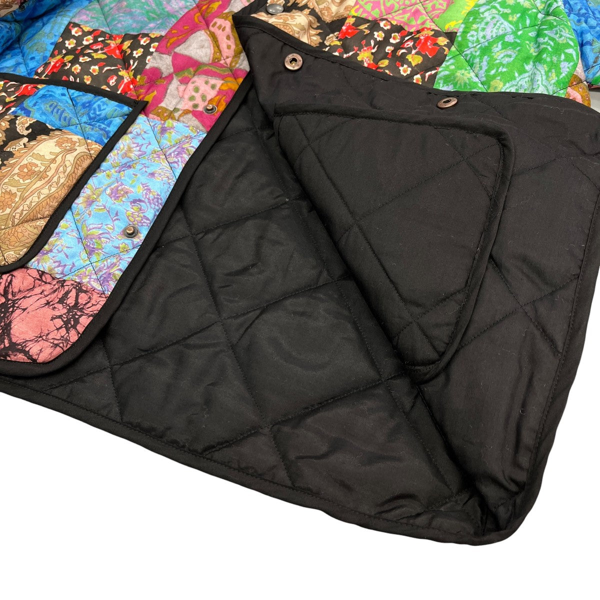 supreme リバーシブル　キルティングジャケット　ベスト Supreme(シュプリーム) Reversible Patchwork Quilted Jacket