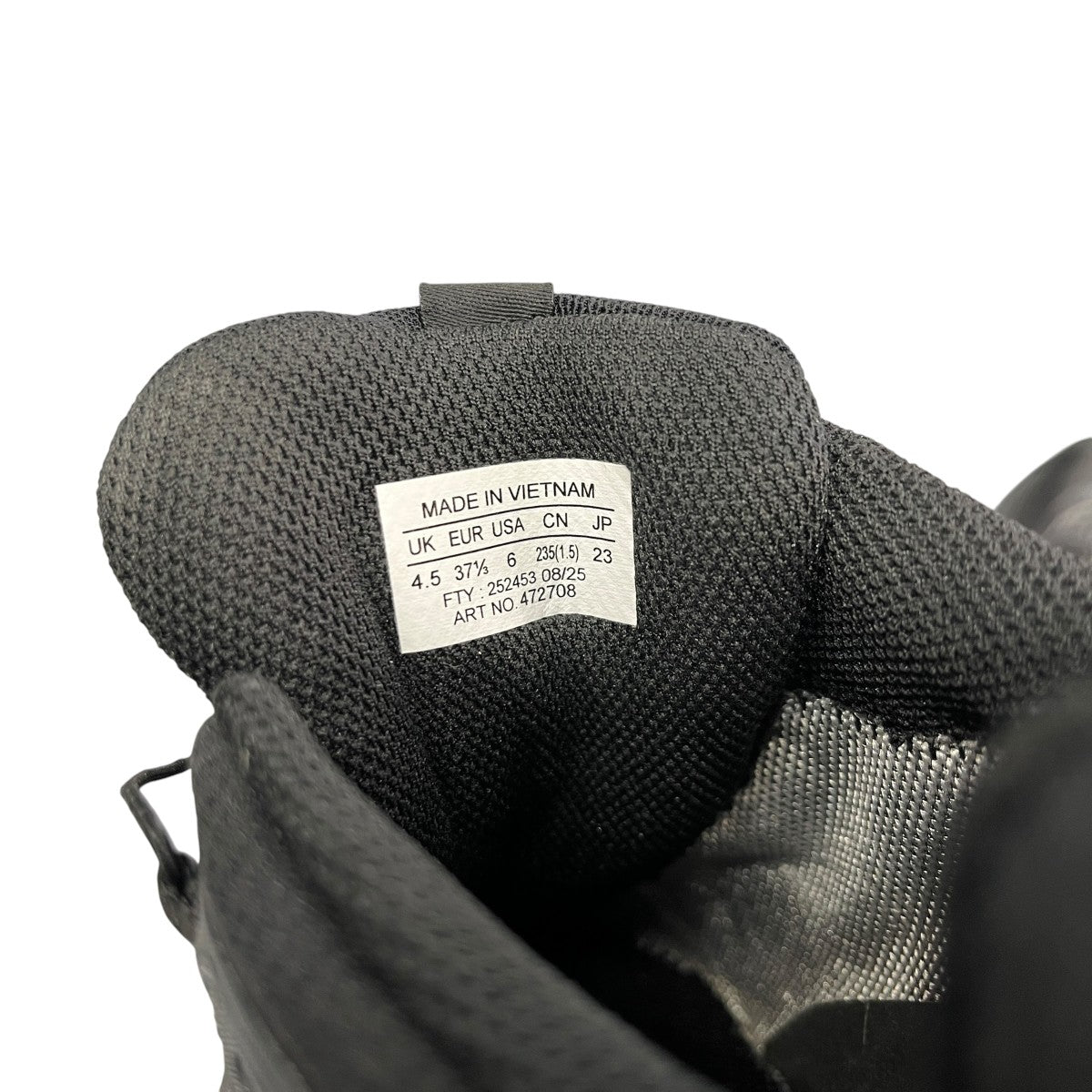 XA PRO 3D V9 GORE-TEX Wローカットスニーカー472708