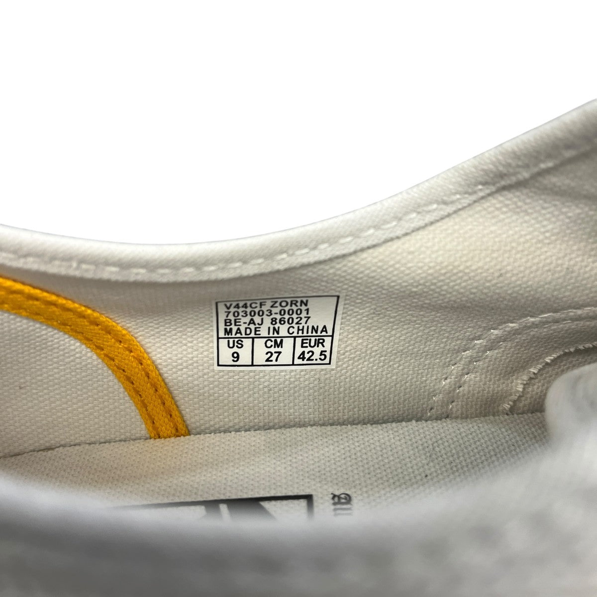 AUTHENTIC V44CF ZORNローカットスニーカー703003-0001