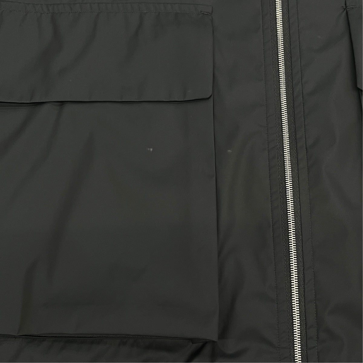 24SSHARD TWIST POLYESTER SATIN LAMINATE ZIP BLOUSONジャケットA24SB02SL