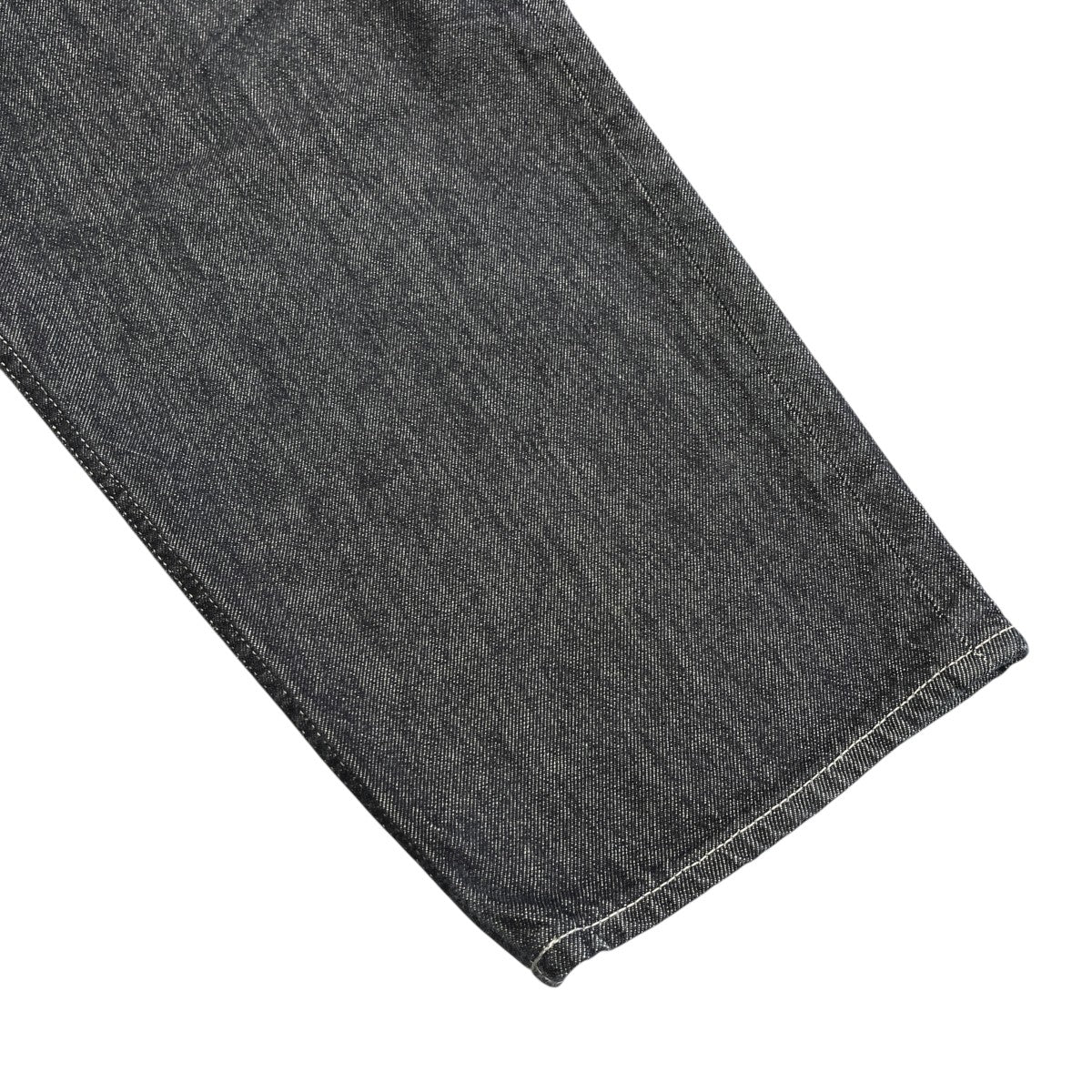 Colorfast Denim Two Tuck Tapered PantsデニムパンツGU242 40216B