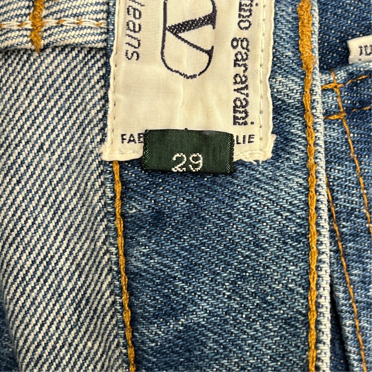 デニムパンツ
