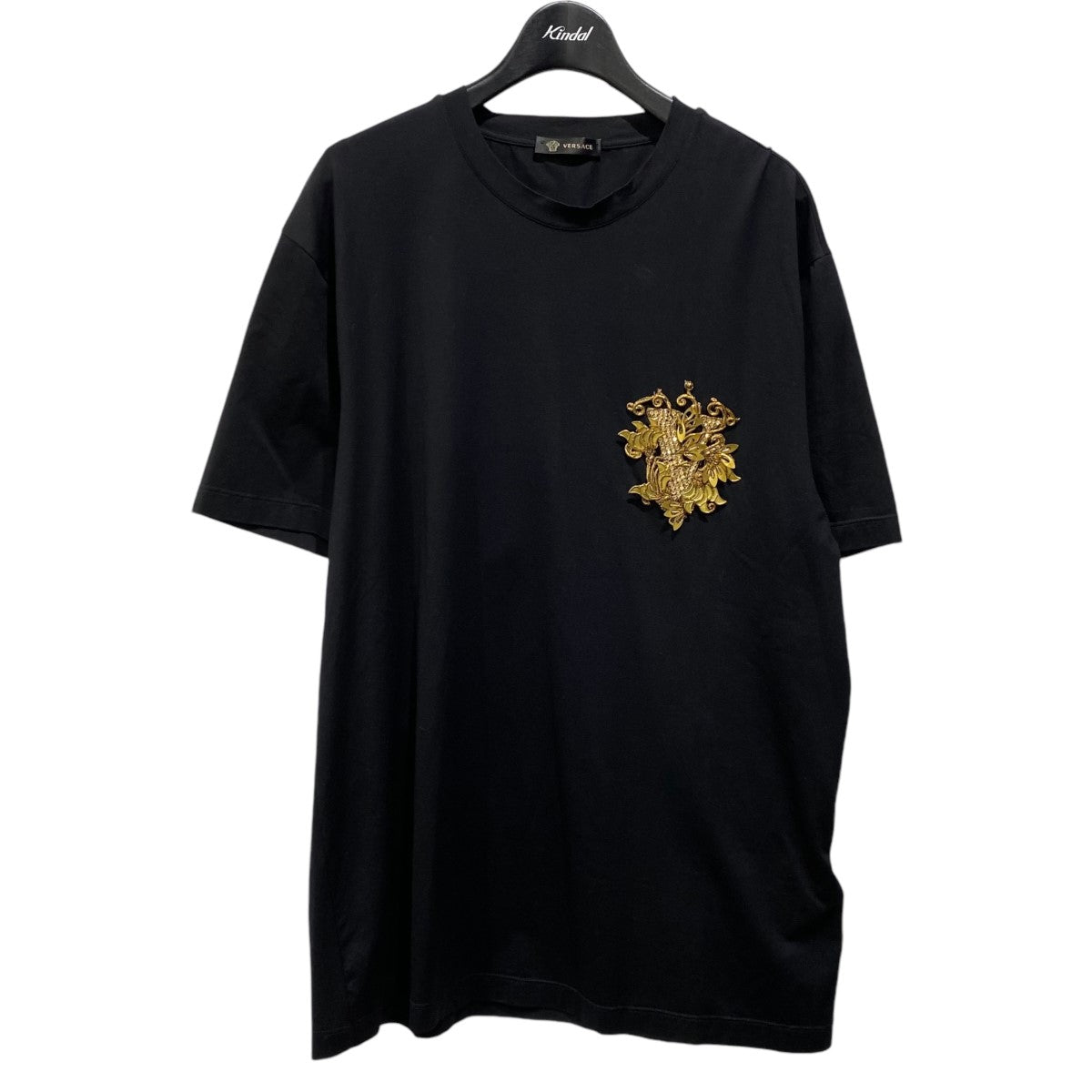 VERSACE(ヴェルサーチ) ビジューエンブレムクルーネックTシャツ VERSACE(ヴェルサーチ) ビジューエンブレムクルーネックTシャツ