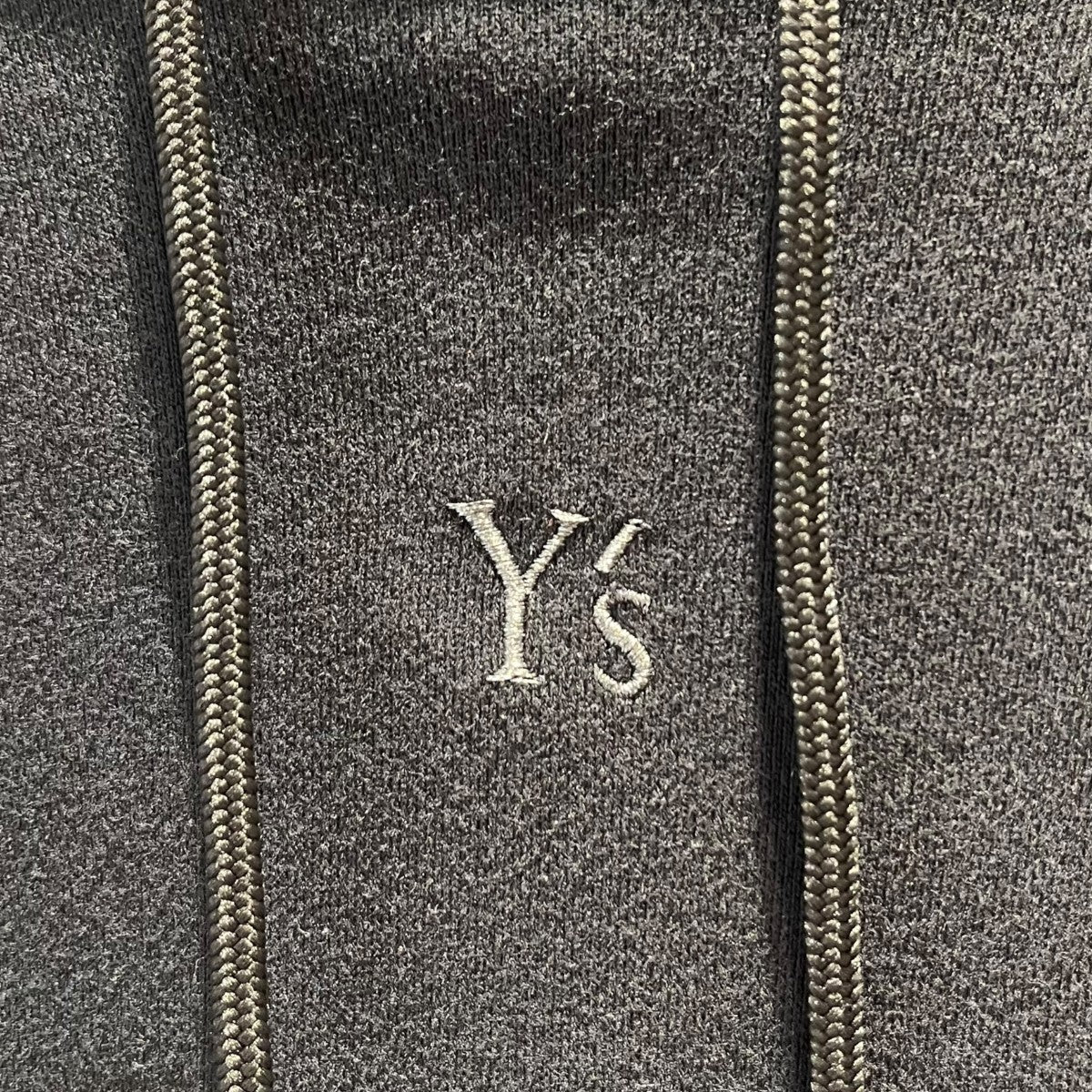 ロゴ刺繍パーカーYZ-T62-956