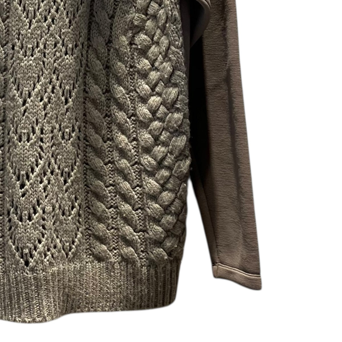 切替タートルネックニット