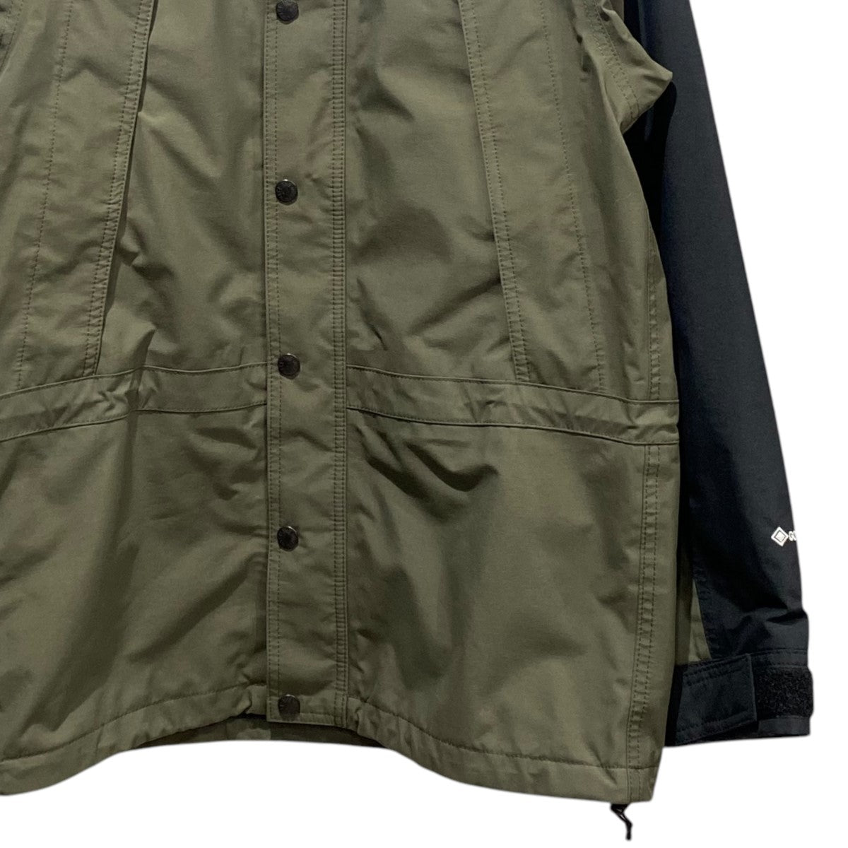 ザノースフェイスのGORE-TEX Mountain Light Jacket NP11834 です。 THE NORTH FACE 古着・中古 アウター アイテム