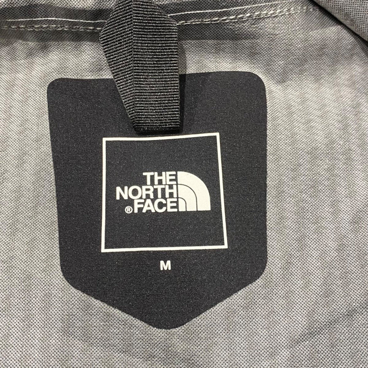 THE NORTH FACE 古着・中古 ザノースフェイスのナイロンジャケット NP12006 Venture Jacketです。