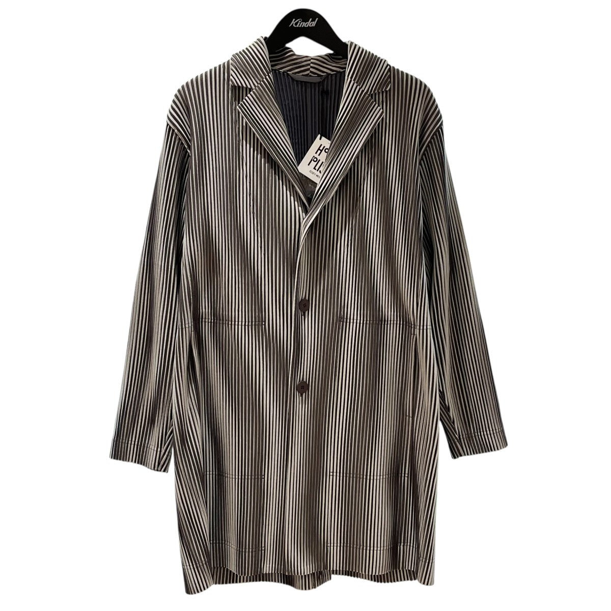 PLEATS PLEASE ISSEY MIYAKE（プリーツプリーズイッセイミヤケ