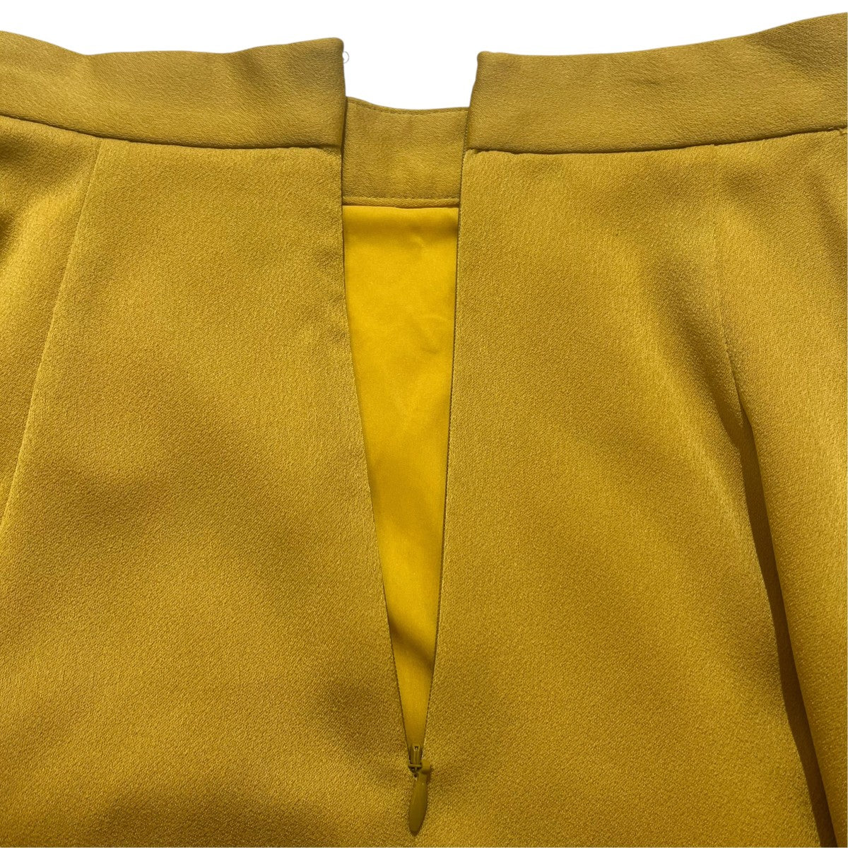 ARCH SLIT SKIRTスカート13109-6082