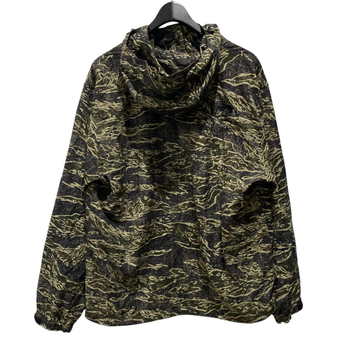 THE NORTH FACE(ザノースフェイス) 迷彩ナイロンジャケット THE NORTH FACE(ザノースフェイス) 迷彩ナイロンジャケット