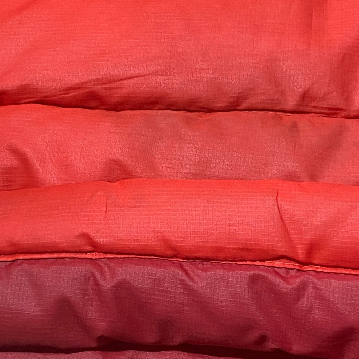 ダウンジャケット84673F9