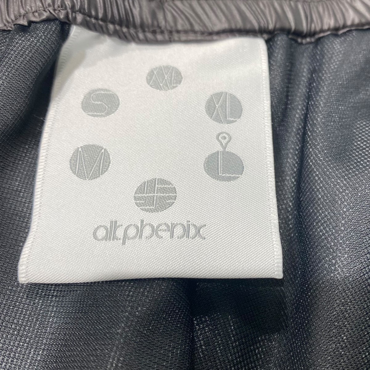 Insulated air wide pants ワイドパンツEAM23OB51