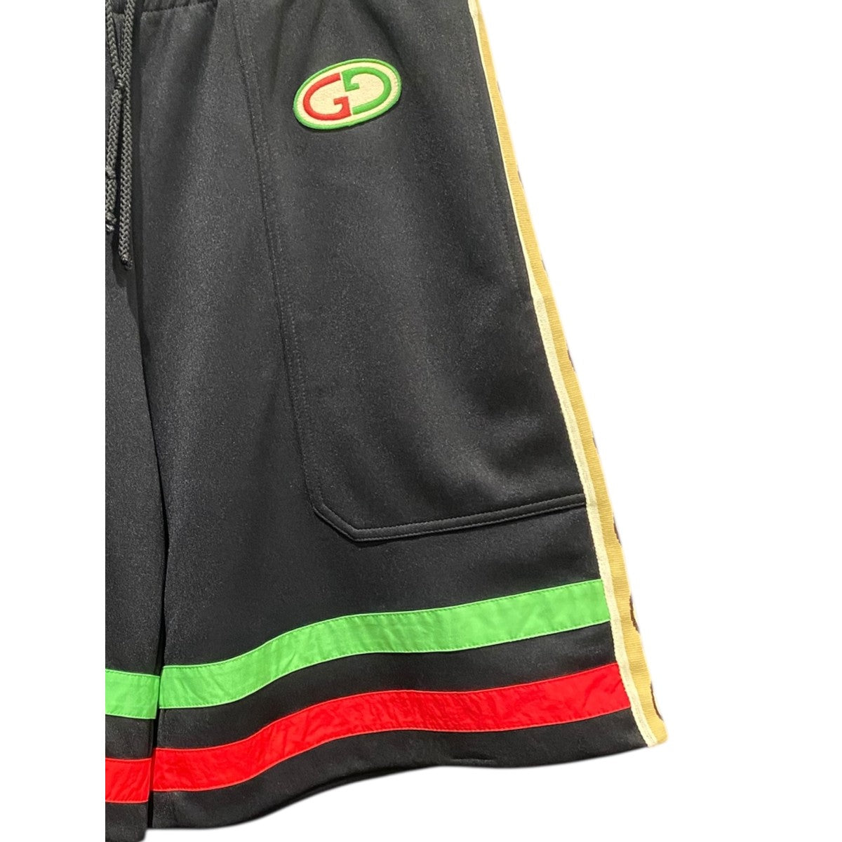 GUCCI(グッチ) サイドロゴライン付ショートパンツ625344 625344