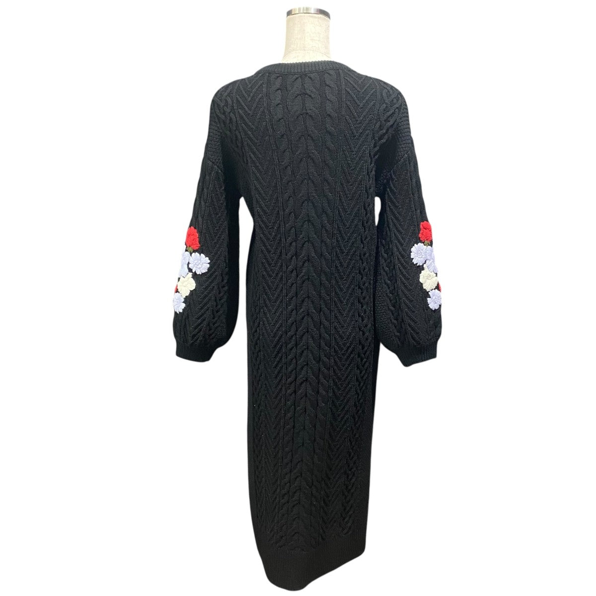 美品グレースコンチネンタル♡フラワーレースなニットワンピース ブラック36 美品グレースコンチネンタル♡フラワーレースなニットワンピース