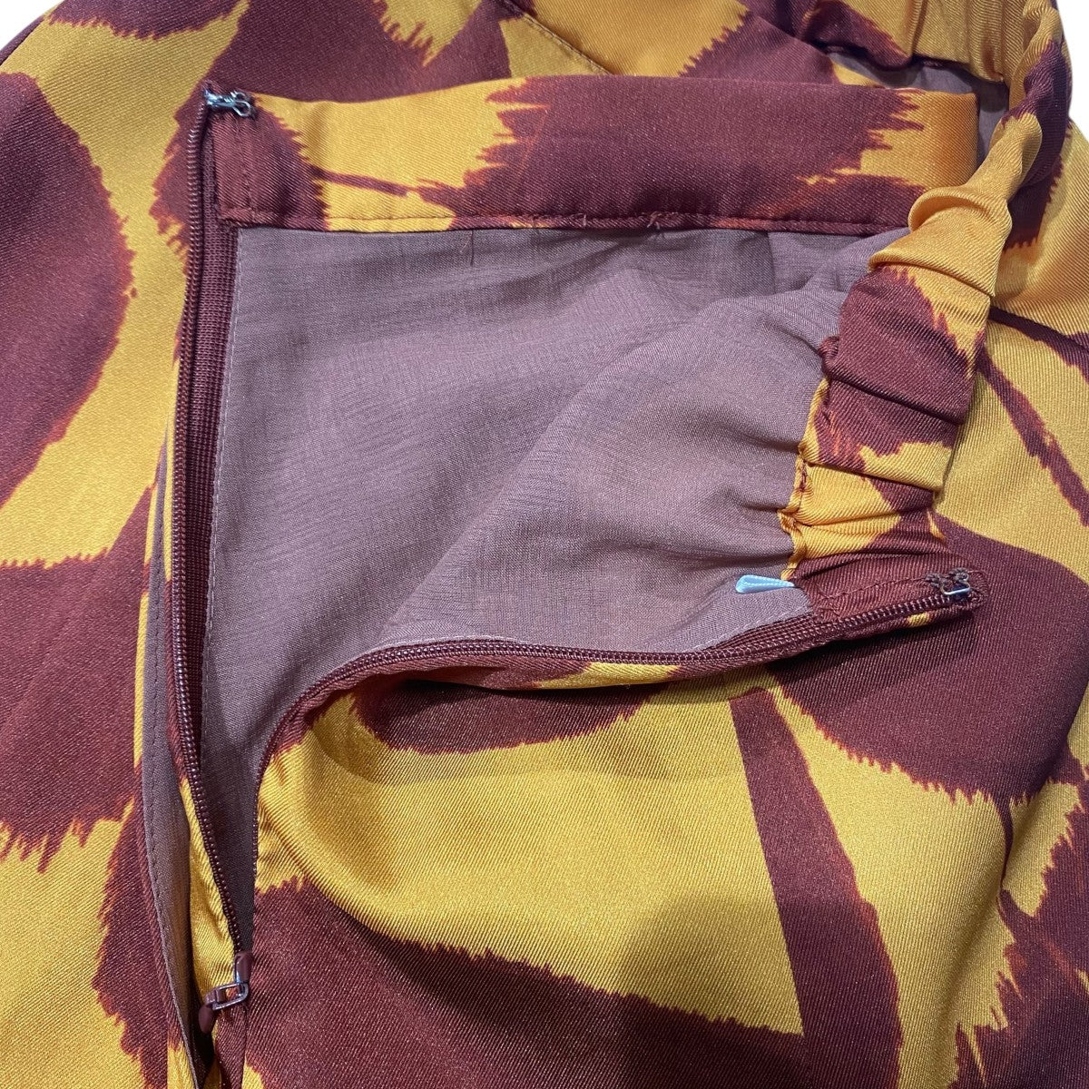 DEVEAUXジオメトリックフラワーイージースカートGGC-35200-B