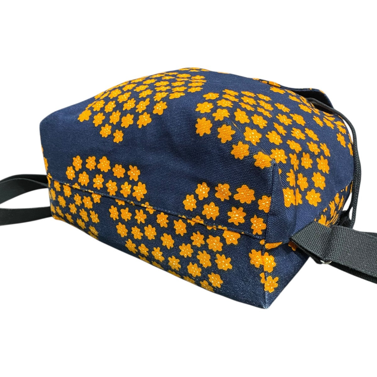 総柄バックパック PUKETTI