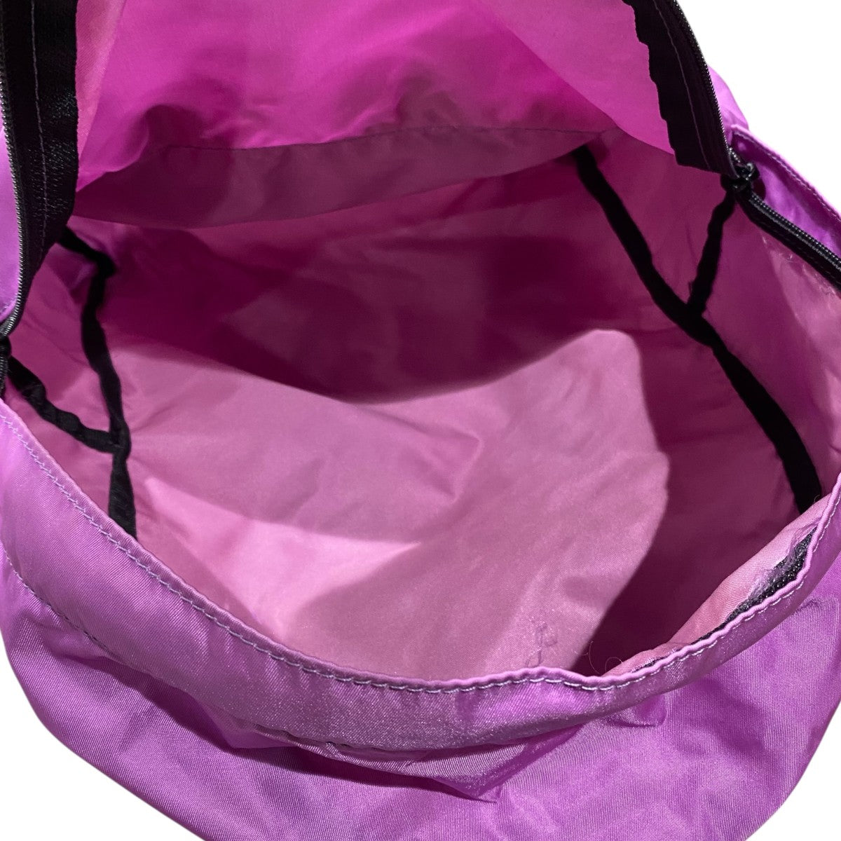 ネオンカラーバックパック