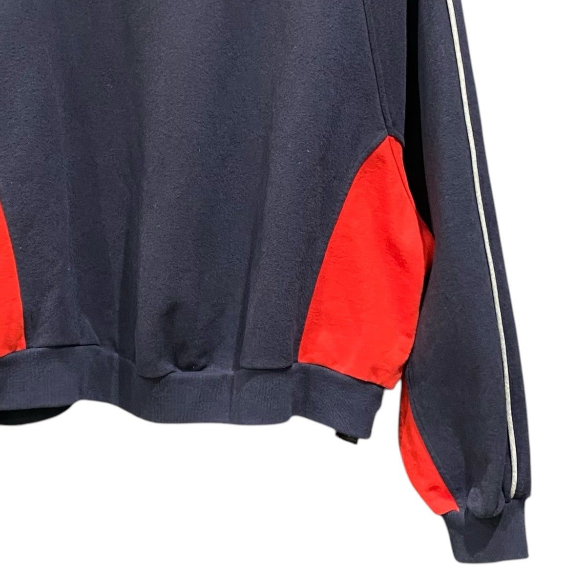 BALENCIAGA(バレンシアガ) 22SSTMV93 LION CREST SPORTY699217 699217