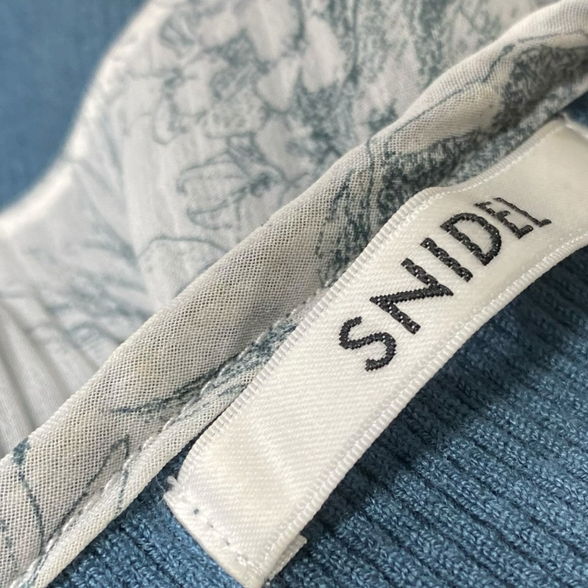 Snidel Susシフォンプリーツ カラーニットプルオーバーSWNT234188 古着・中古-6枚目のアイテム画像