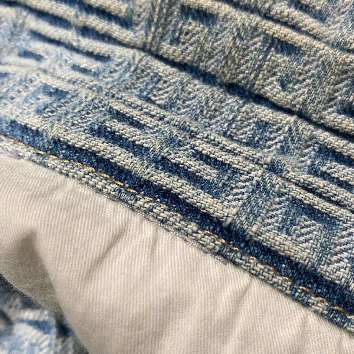 Logo Jacquard Pattern Denim JacketBM00Q550P9