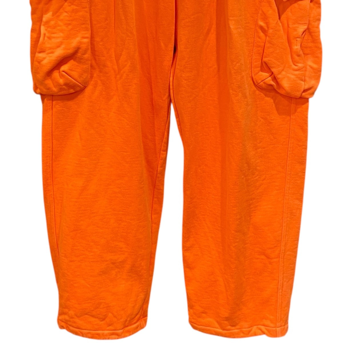BB SMALL WAPPEN SWEAT CARGO PANTS