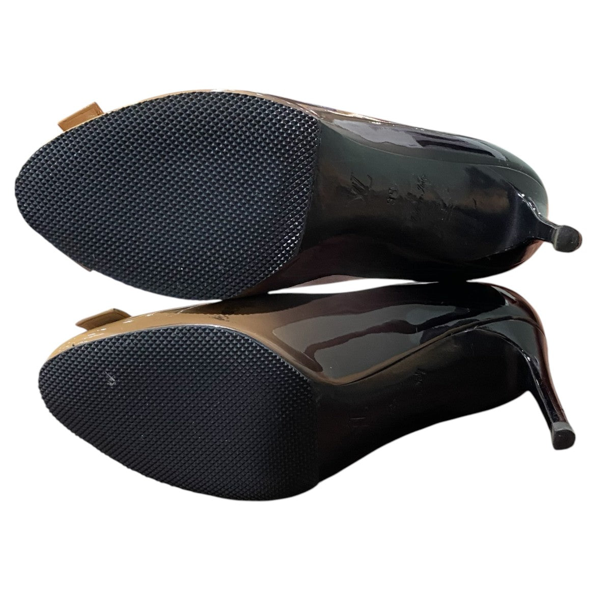 Patent Leather HeelsNL0186