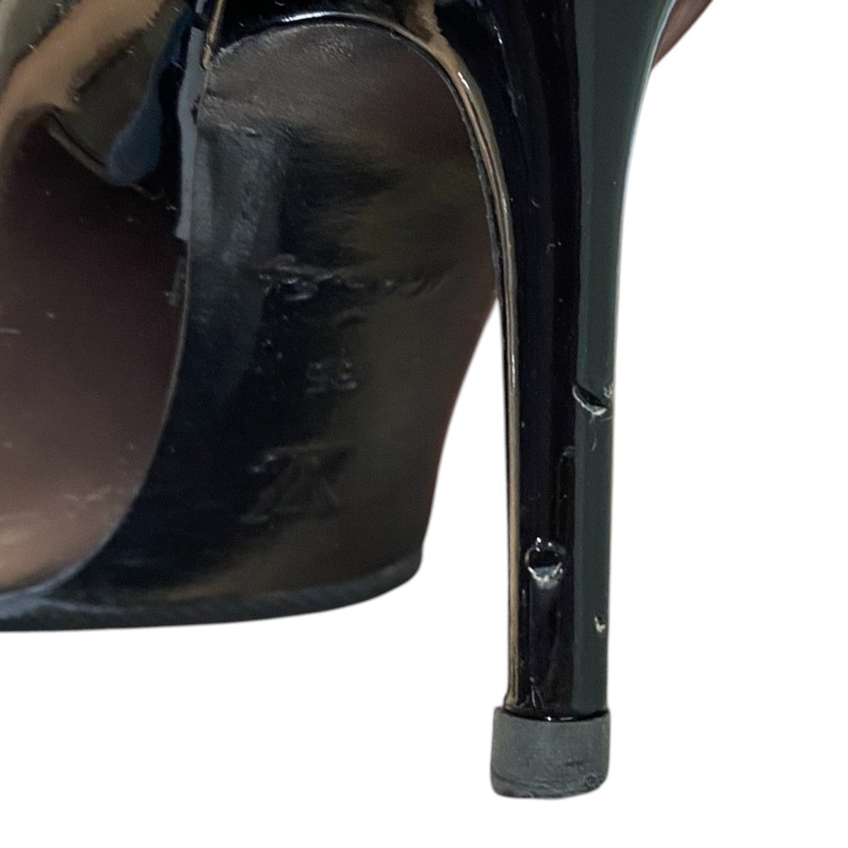 Patent Leather HeelsNL0186