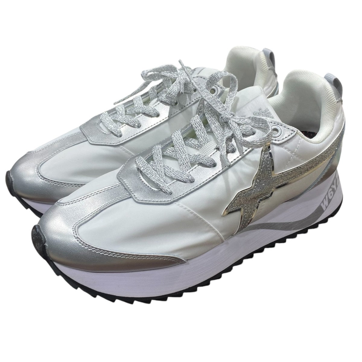 W6YZ ローカットスニーカーKIS-W 古着・中古-1枚目のアイテム画像