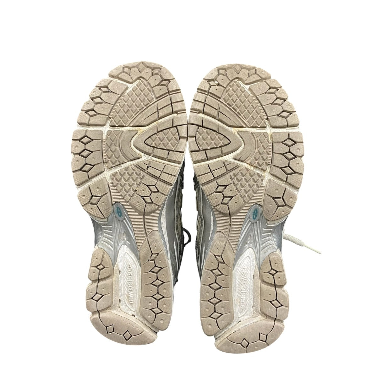 NEW BALANCE スニーカーM1906REE SILVER/WHITE 古着・中古-5枚目のアイテム画像