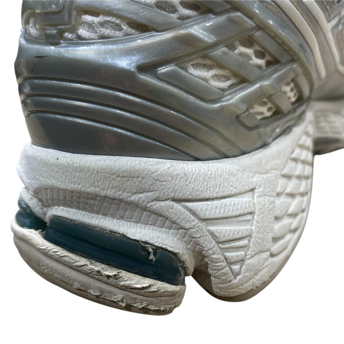 NEW BALANCE スニーカーM1906REE SILVER/WHITE 古着・中古-7枚目のアイテム画像