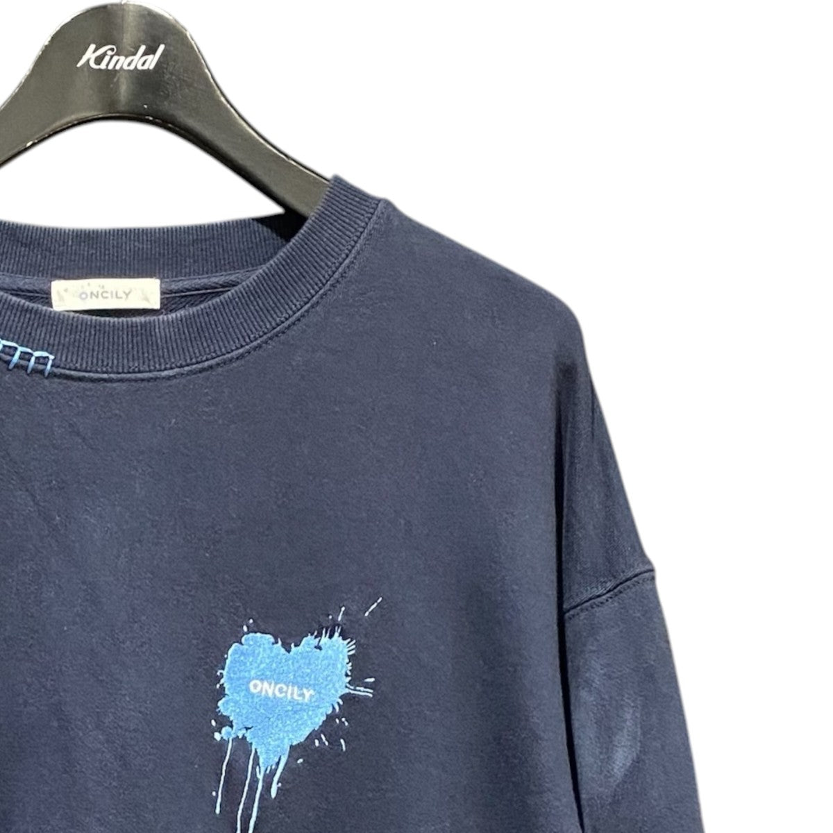 HEART LOGO STITCH SWEATOC242160BW