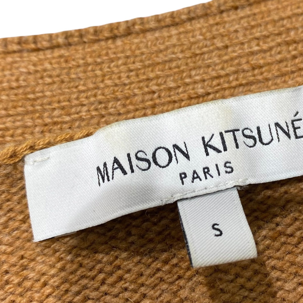 MAISON KITSUNE(メゾンキツネ) フォックスヘッド インターシャ