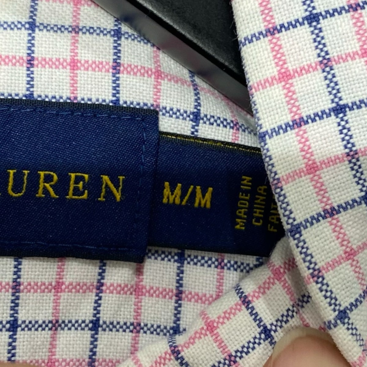 チェック柄シャツ