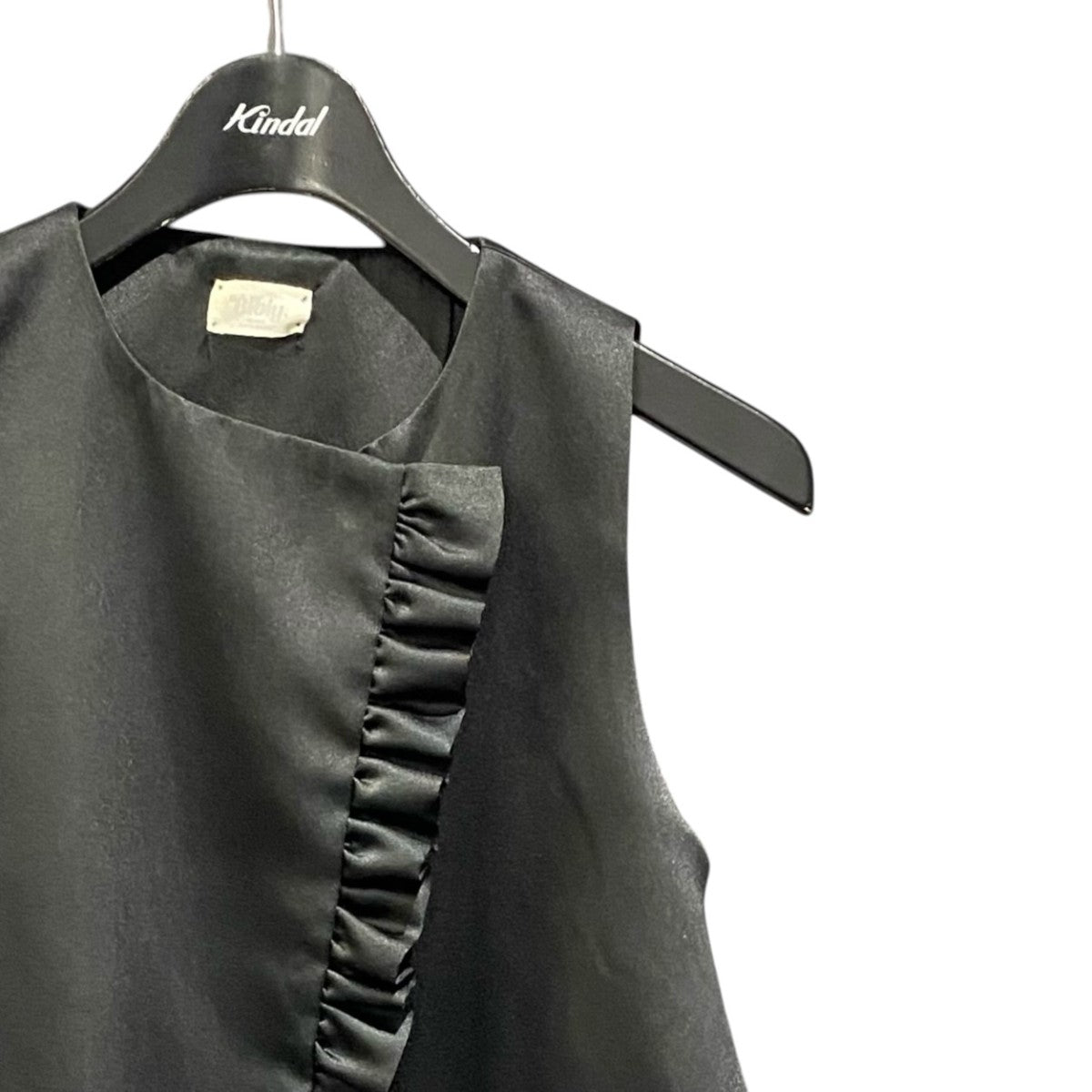 EMILY SLEEVELESS JACKET