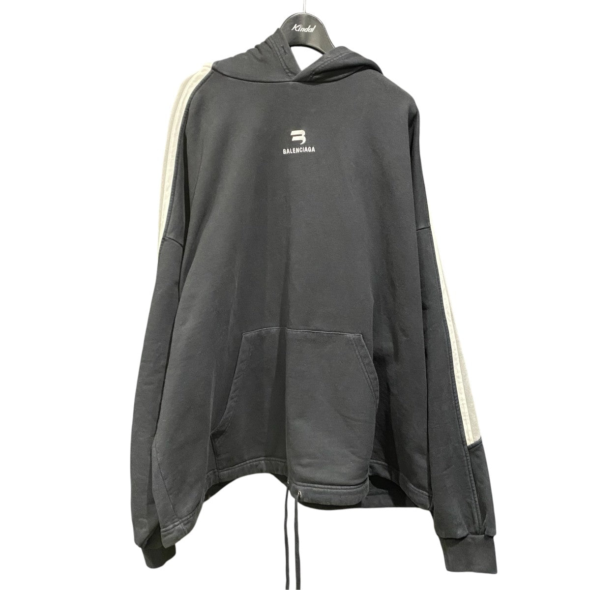 BALENCIAGA 704023 古着・中古-1枚目のアイテム画像