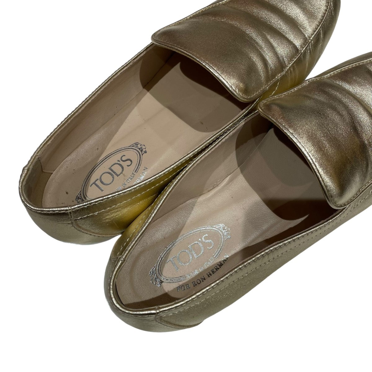 品質は非常に良い TOD'S(トッズ) ゴールド ローファーローファー 別注 Herman Ron 靴