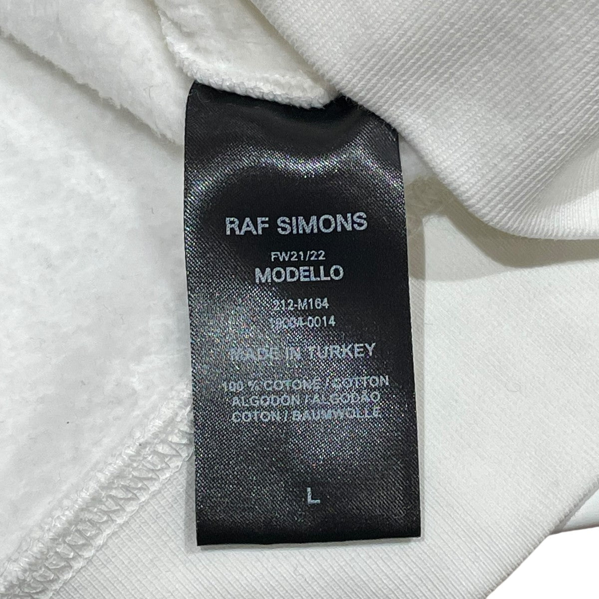 ラフシモンズの21AW Regular fit hoodie Ataraxia バックプリントパーカー 19004-0014です。 RAF SIMONS トップス 古着・中古アイテム