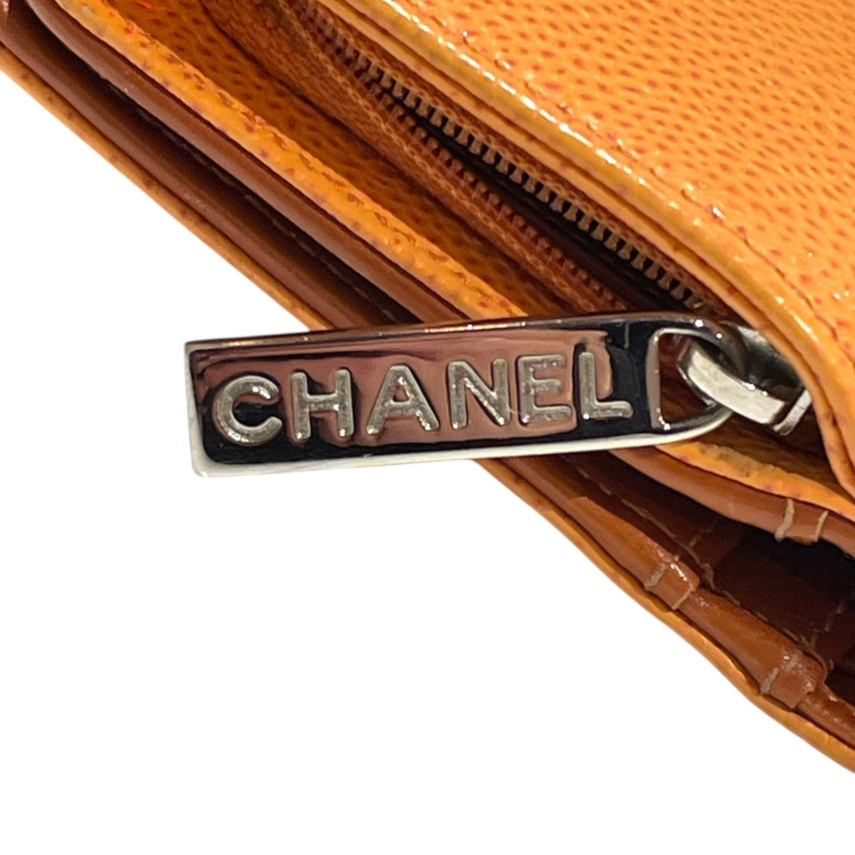 シャネルのキャビアスキン 二つ折り財布です。 CHANEL 古着・中古 財布・小物 アイテム