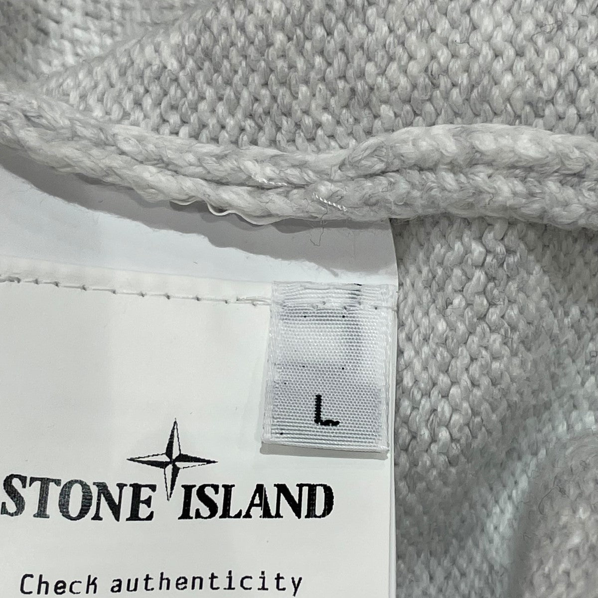 STONE ISLAND 古着・中古 ストーンアイランドのタートルネックニット 7715505A2です。