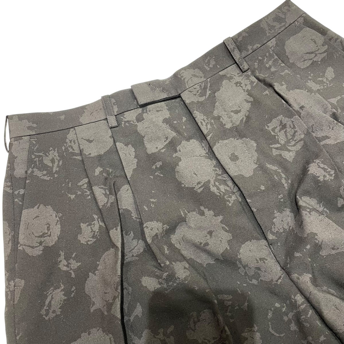 【美品】ラッドミュージシャン 18AW 花柄スラックス　ブラック　サイズ46 美品】ラッドミュージシャン 18AW 花柄スラックス ブラック