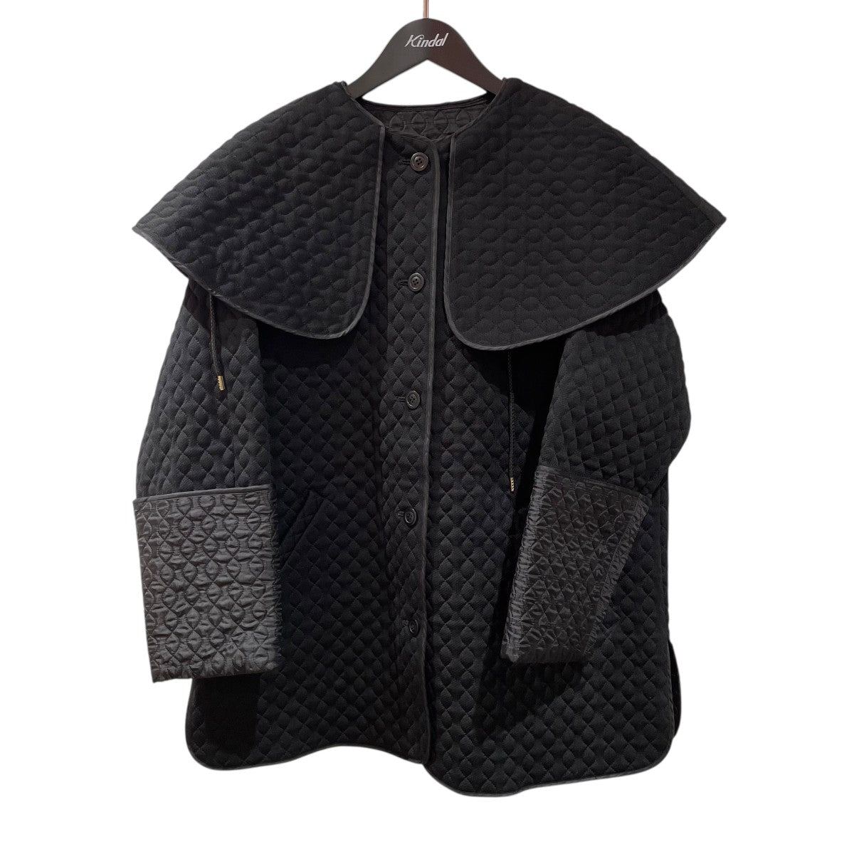 uilting cape coatトップス　ジャケットT 0T45