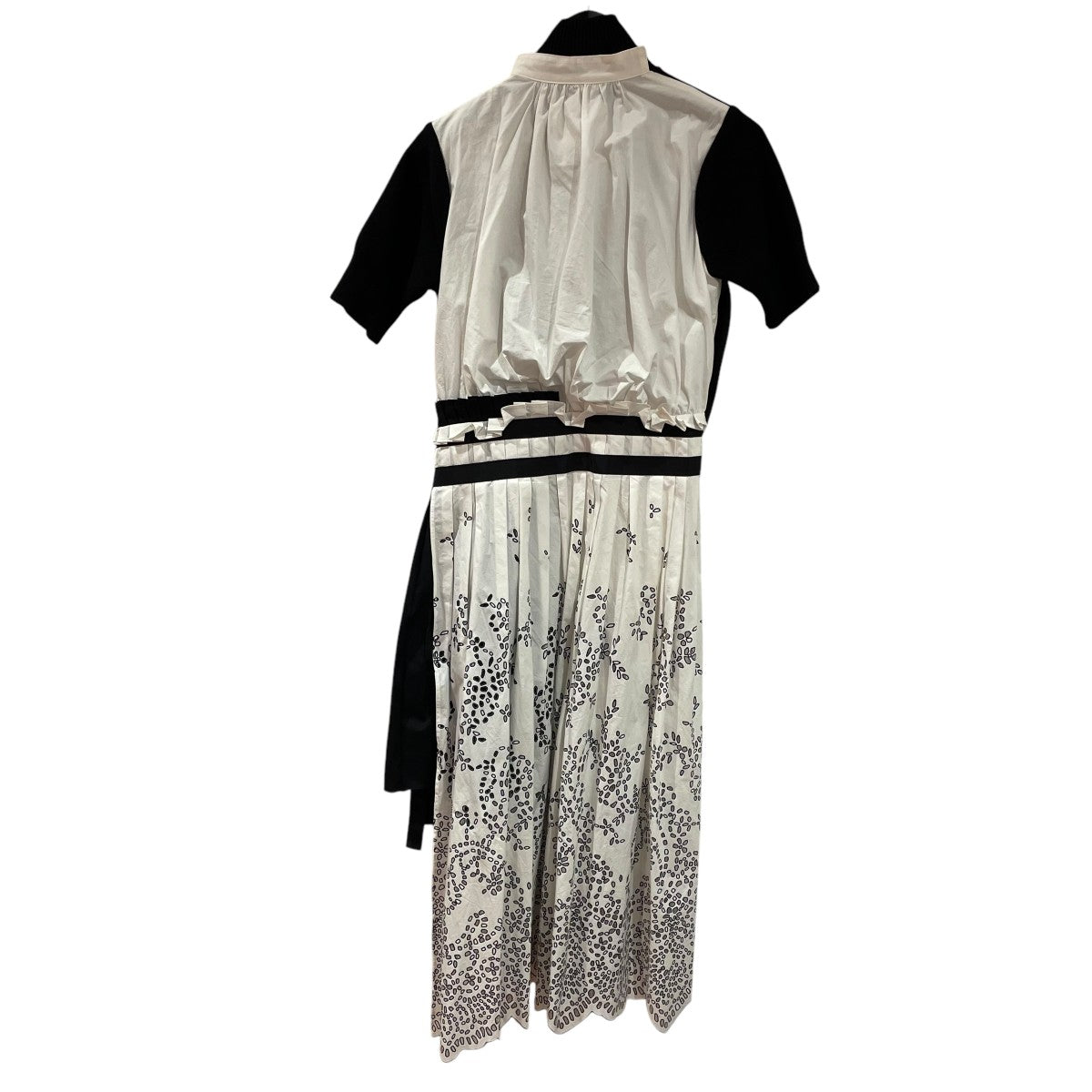 sacai(サカイ) ニットワンピース アイボリー×グレー サイズ 2