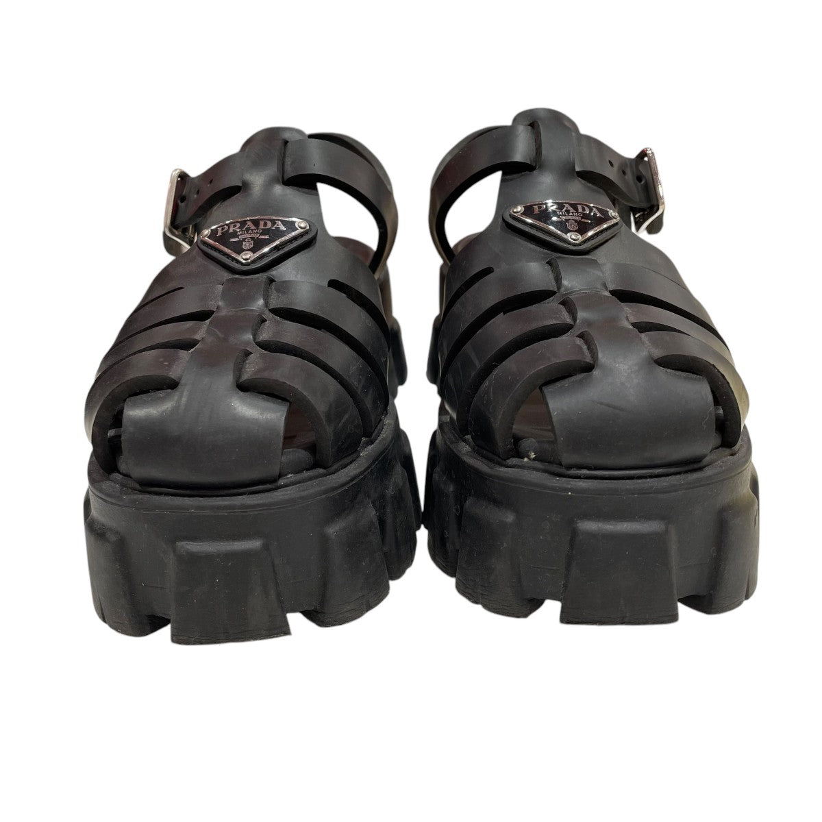 プラダ モノリス ラバー サンダル ブラック プラダ モノリス ラバー サンダル | PRADA