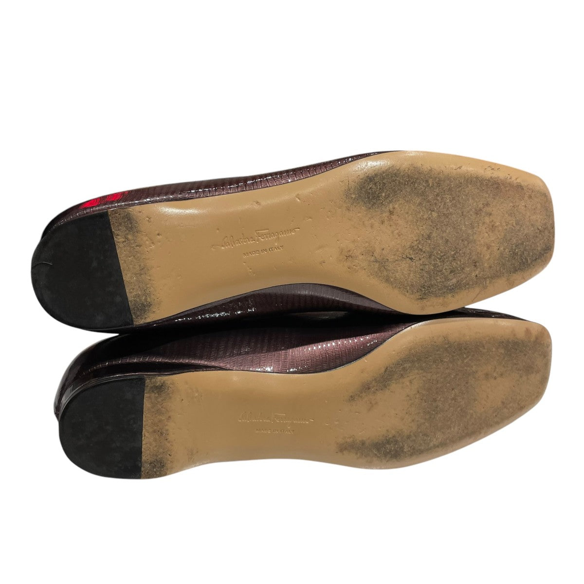 Salvatore Ferragamo(サルヴァトーレフェラガモ) パンプスRF27207